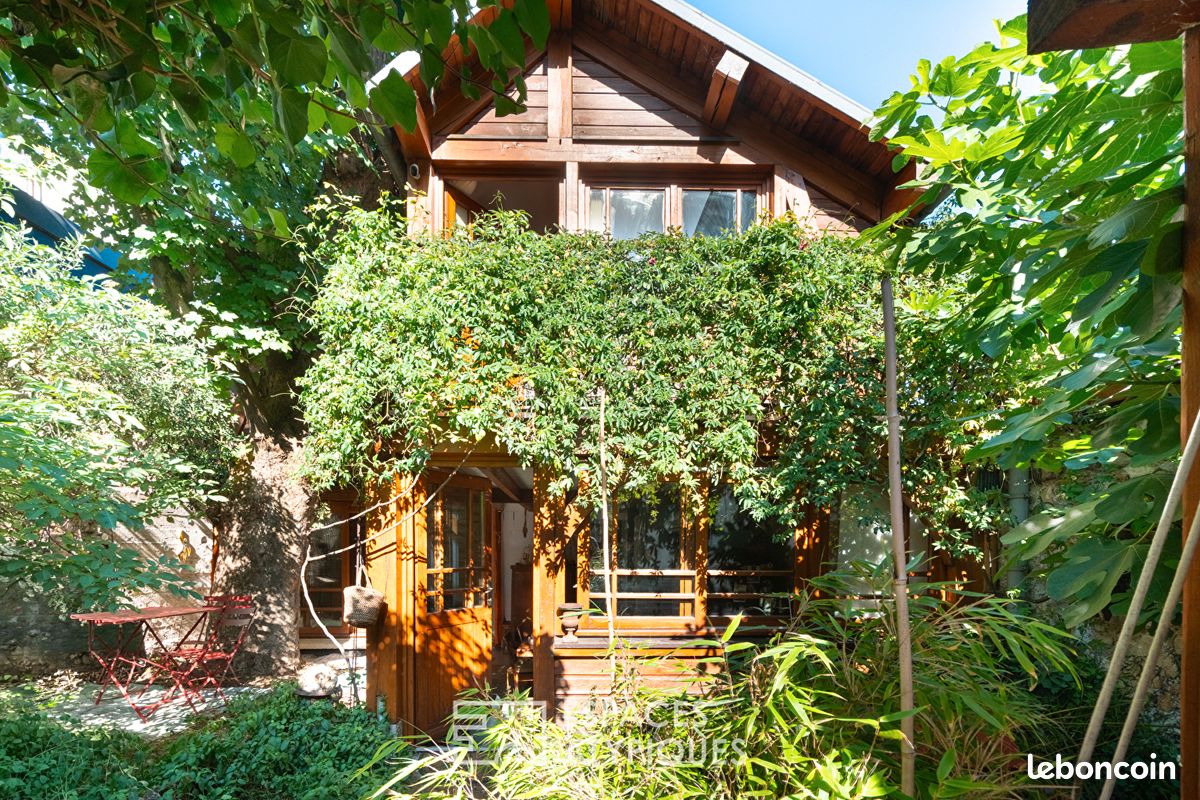 Maison 3 pièces 74 m² · à Paris · 74 m² · 770 000 €