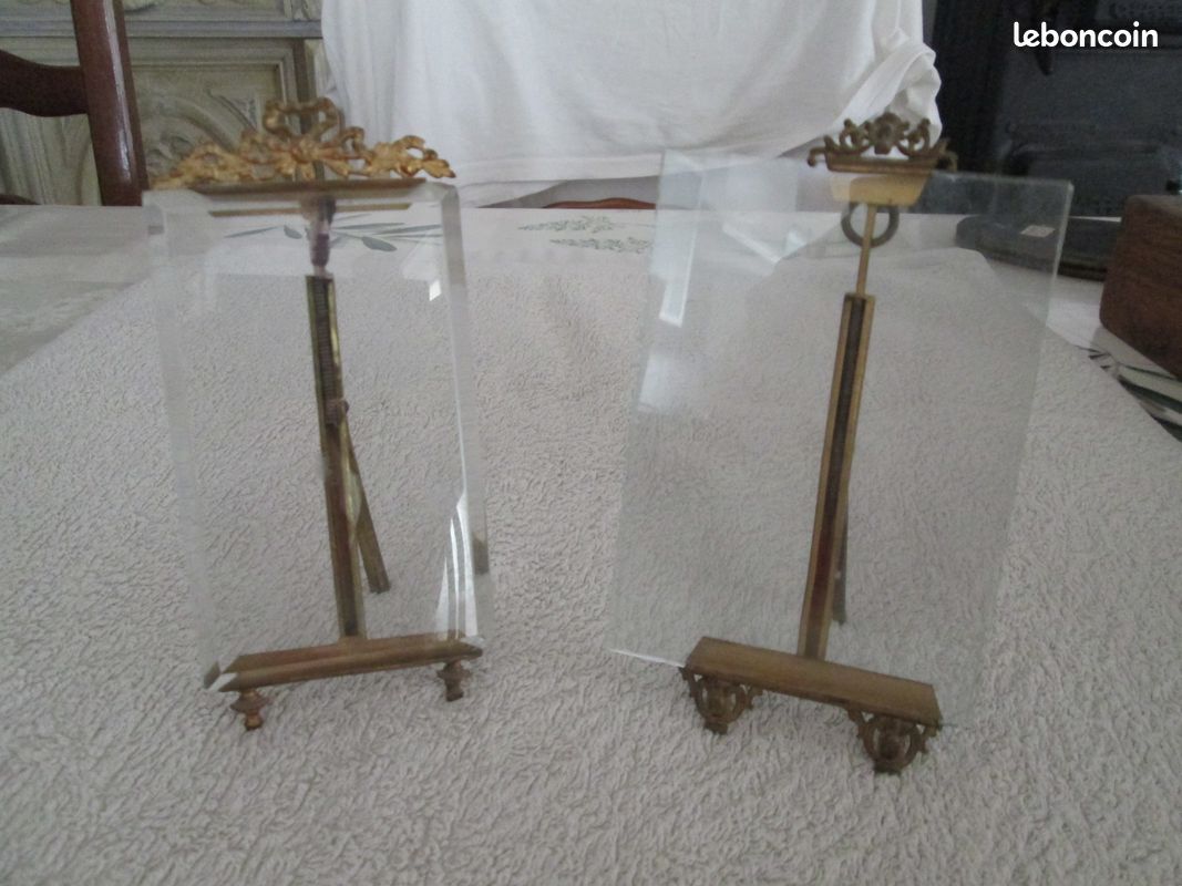 2 petits cadres photos anciens ( support 3 pieds ) (image 1)
