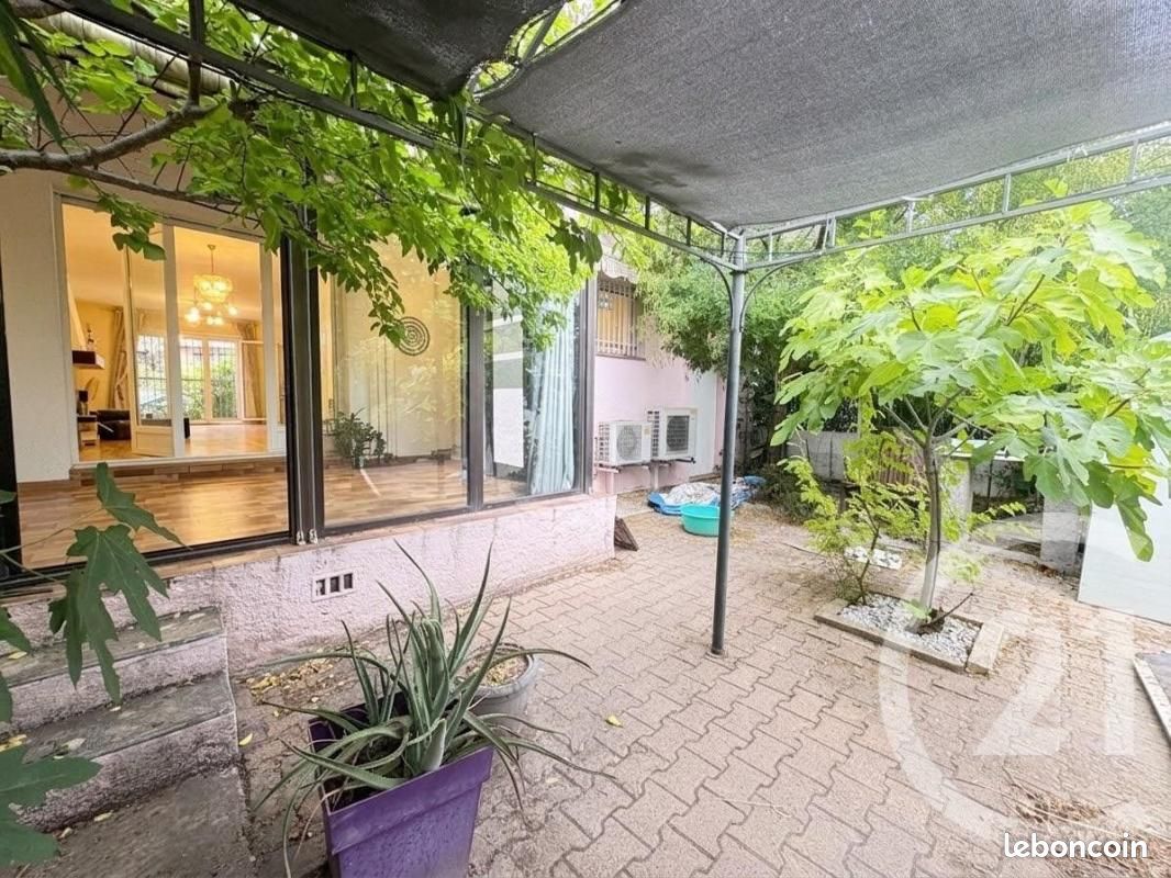 Maison 5 pièces 151 m² · à Perpignan · 151 m² · 265 000 €