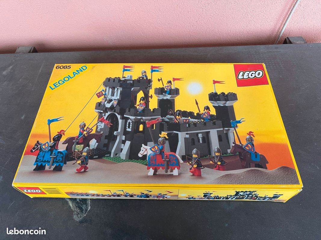 Lego - 6085 - Chateau du Monarque Noir - Black Monarch's Castle (image 11)