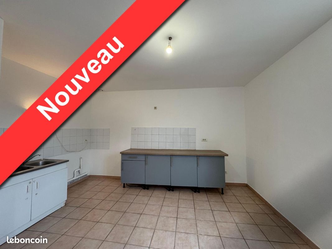 Appartement 3 pièces 68 m² · à Saint-Maximin-la-Sainte-Baume · 68 m² · 713 €