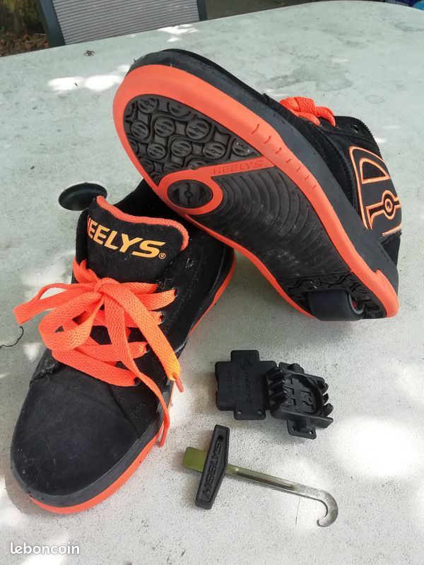 Chaussure à roulette Heelys (image 1)