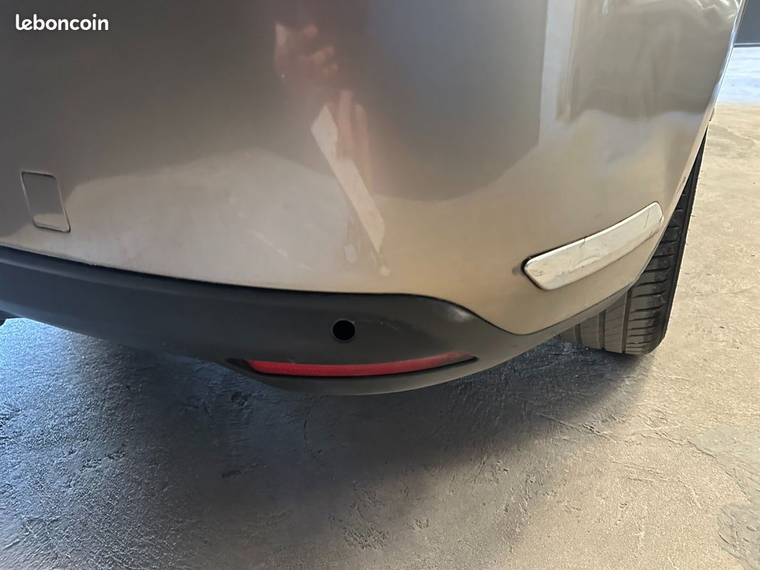 CITROEN C5 1.6 e-HDi 115 Confort BMP6 (image 32)