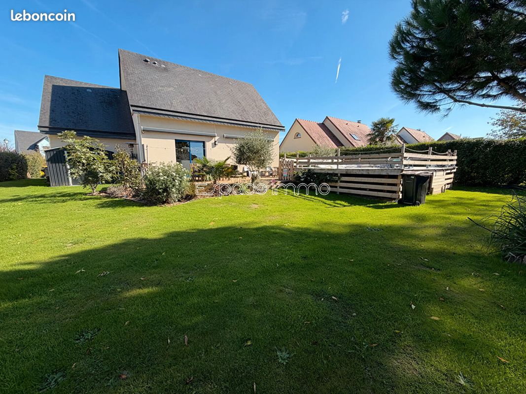 Maison 5 pièces 114 m² · à Houppeville · 114 m² · 329 000 €