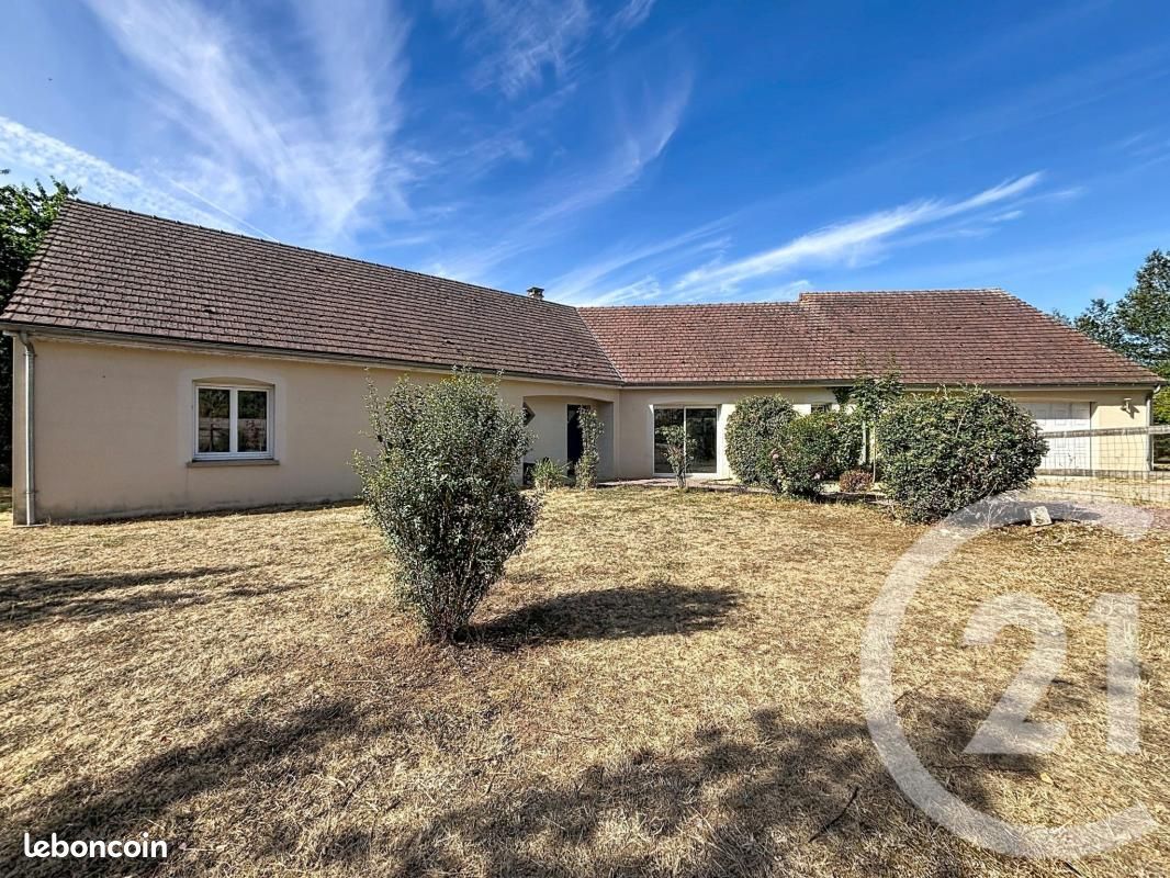 Maison 5 pièces 162 m² · à Mortrée · 162 m² · 260 300 €
