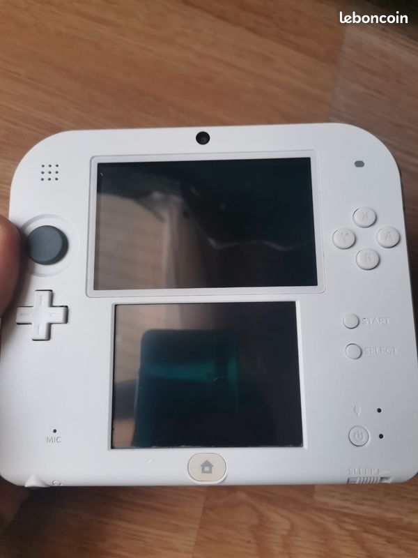 Nintendo 2Ds (image 2)