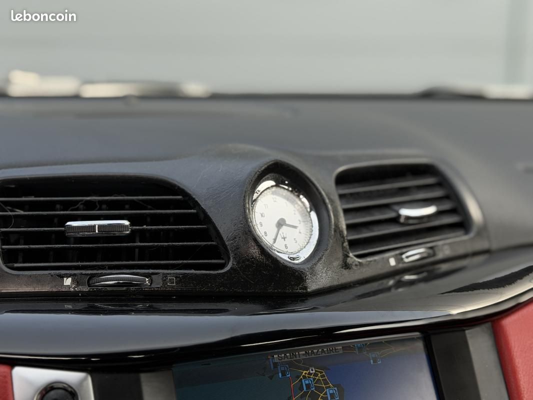 Maserati Grancabrio V8 4.7 440 CH BOITE ZF / FRANCAISE 3IEME MAIN REVISION POUR LA VENTE (image 12)