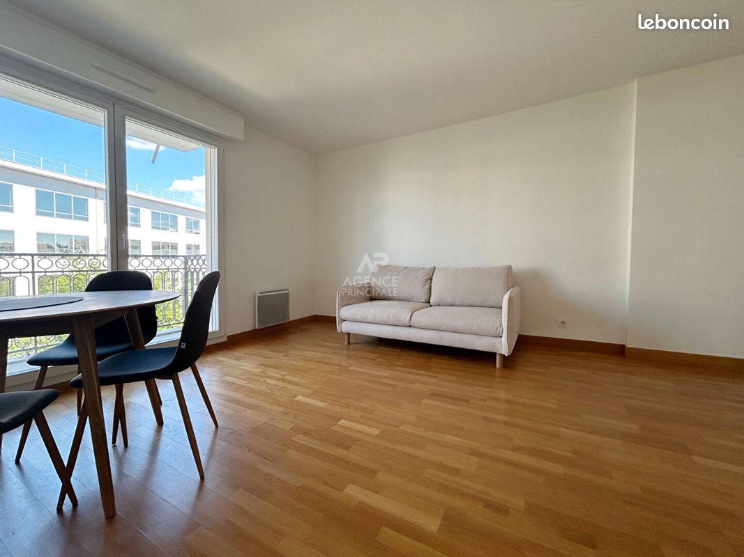Appartement 2 pièces 42 m² · à Poissy · 42 m² · 980 €/mois