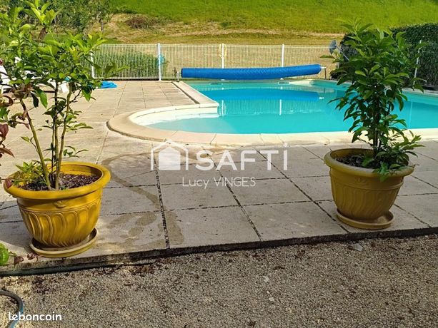 Propriété 8 pièces 211 m²
