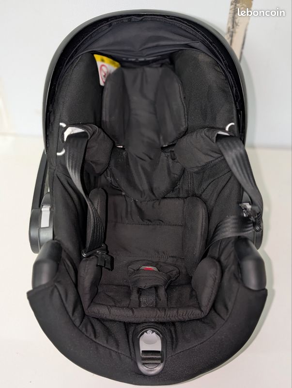 Cosy yoyo + base isofix + adaptateurs + house (image 4)