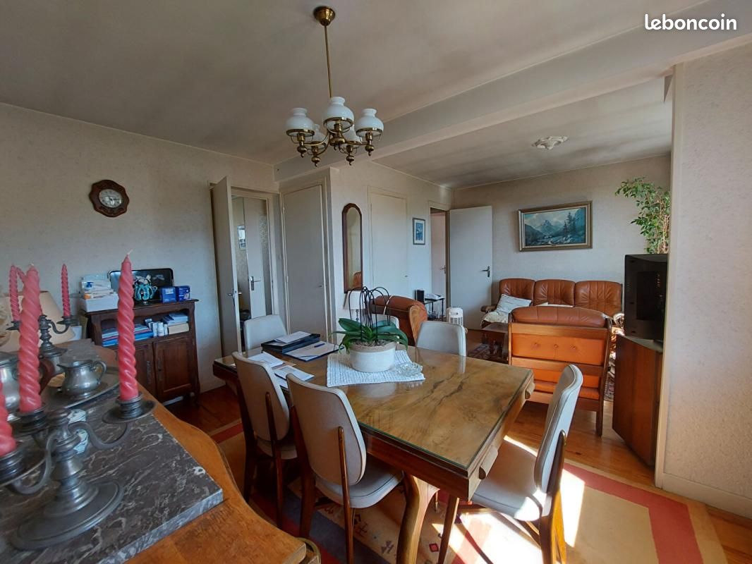 Appartement 4 pièces 68 m² · à Annecy · 68 m² · 235 000 €