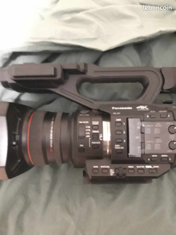 Caméra Panasonic HC-X1 4K Pro Avec 75h D'utilisation – Occasion Nickel