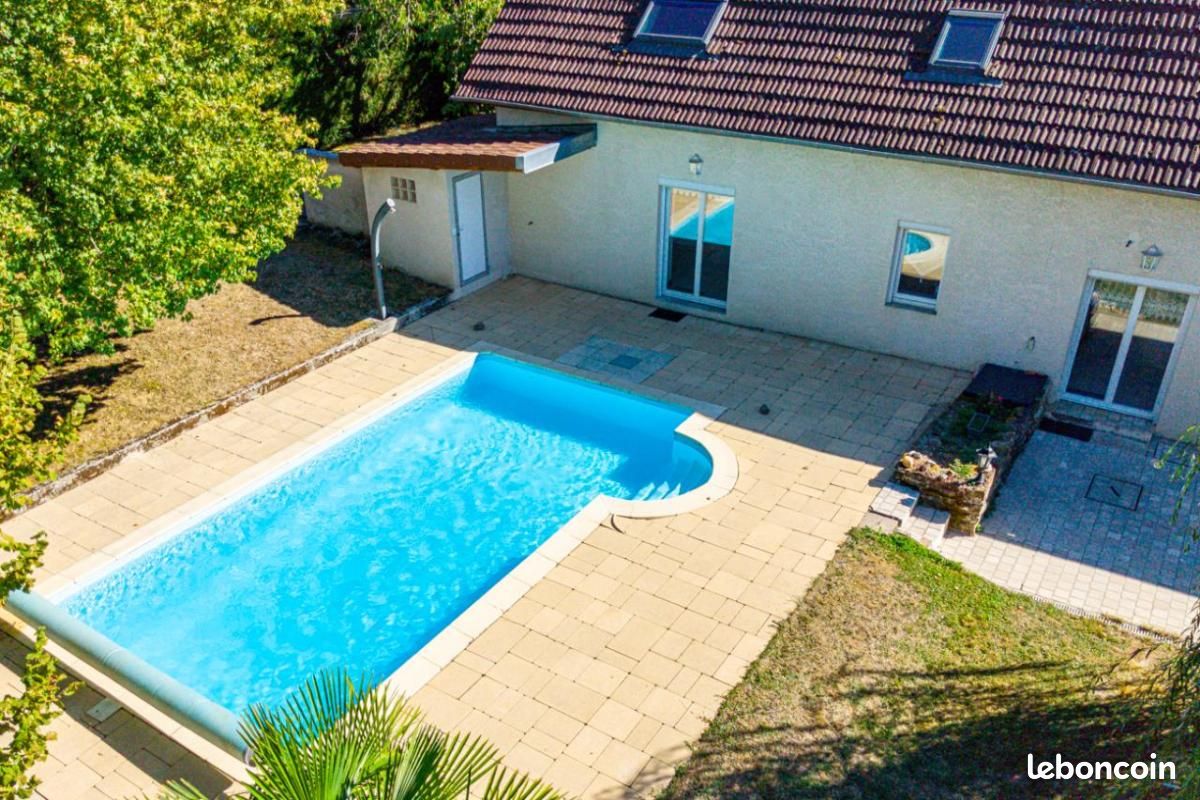 Maison 8 pièces 200 m² · à Arceau · 200 m² · 459 000 €