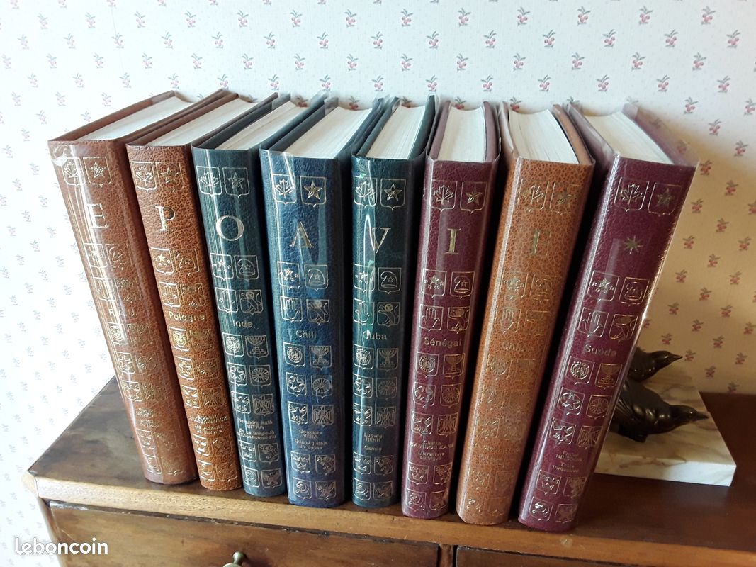 Livres anciens relies (image 1)
