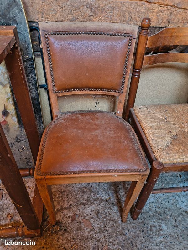 Lot de 2 chaises en chêne massif et tissu anti-feu de style vintage