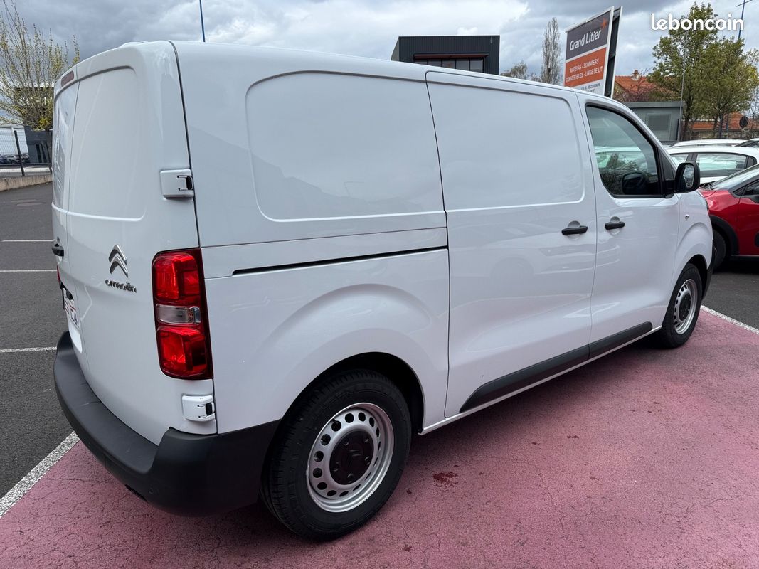 Citroën Jumpy Fourgon M électrique 100KW 136ch STOCK (image 7)