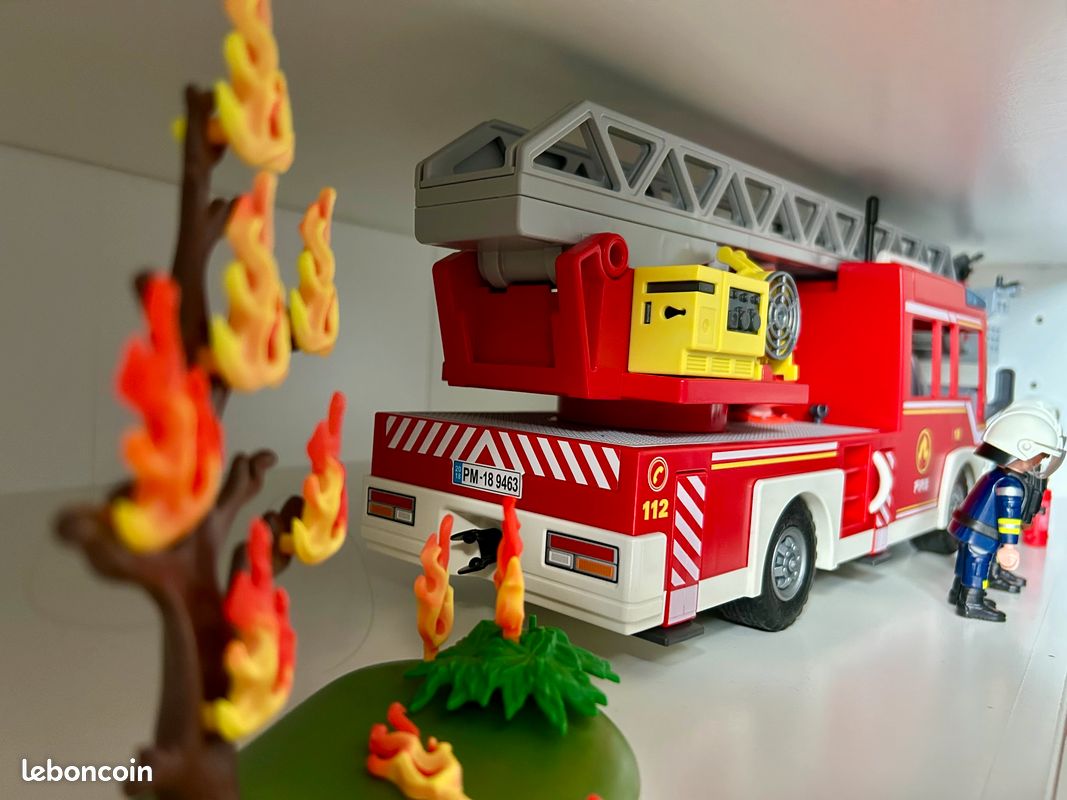 Caserne pompier playmobil d'occasion - Jeux & Jouets