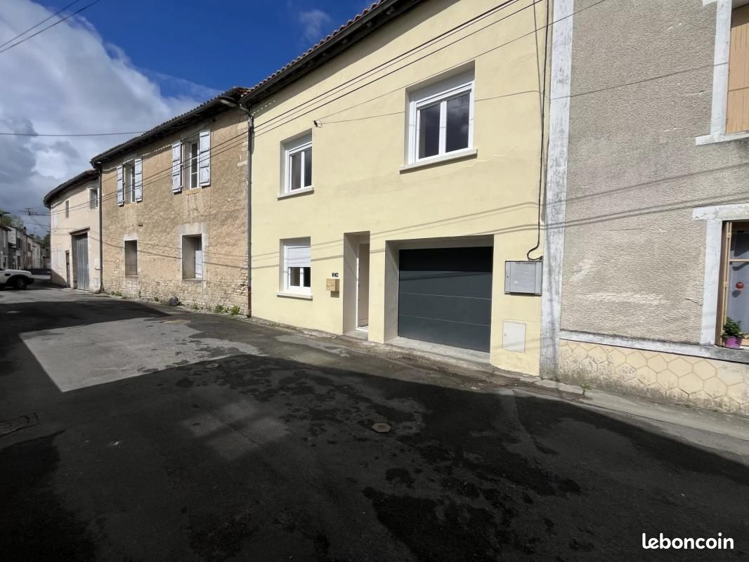 Maison 83 m² Aigre - Aigre 16140 (image principale 0)