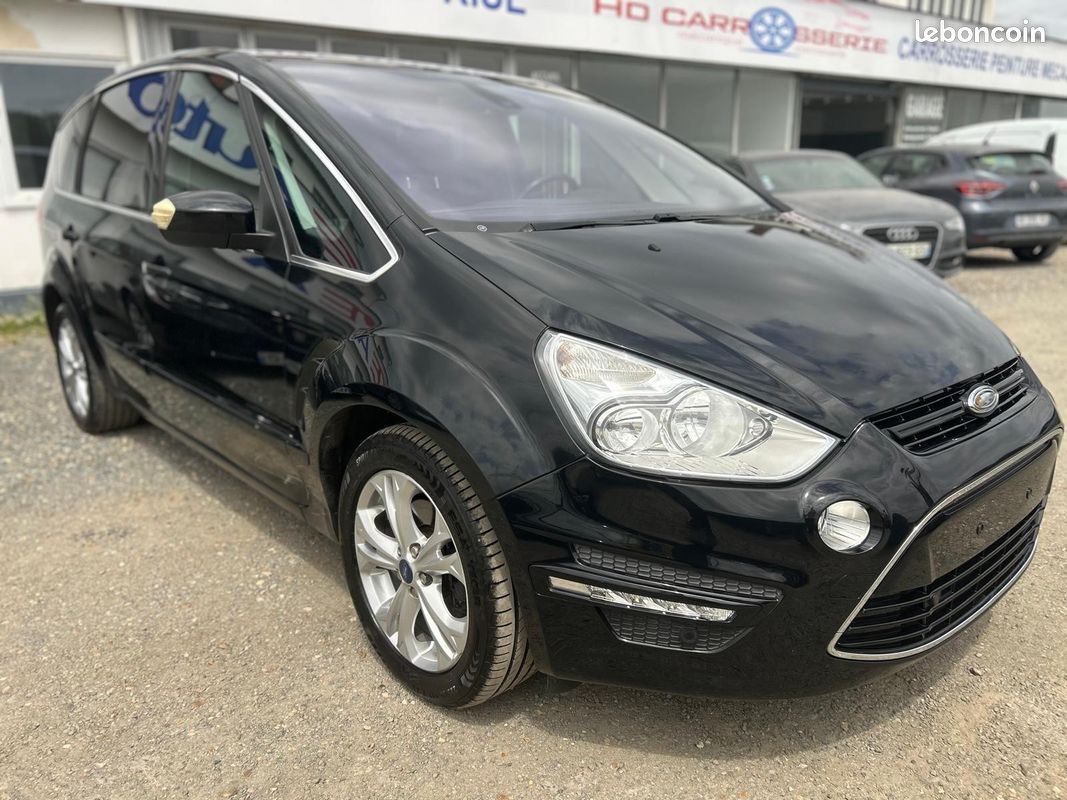 FORD S-MAX Titanium (03.2010->) (image 1)
