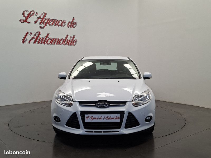 Ford FOCUS 1.0 scti 125 ch 1ère main / Clim Auto / Régulateur / Radar / Bluetooth / (image 2)