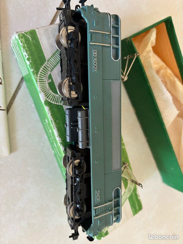 Caisse De Locomotive BB 16009 Jouef, N°2, Carrosserie Verte, Pièce Détachée D'occasion