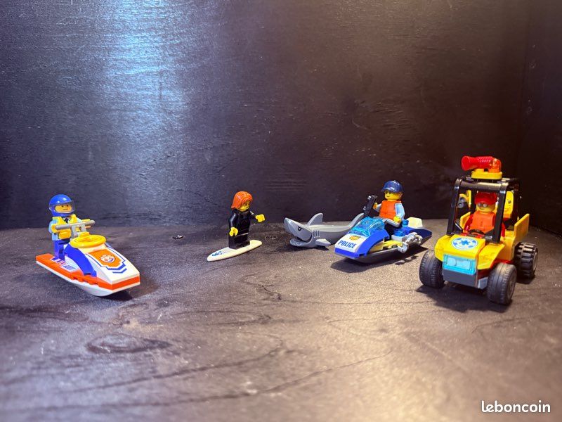 Vends lots lego city 10 (image 7)