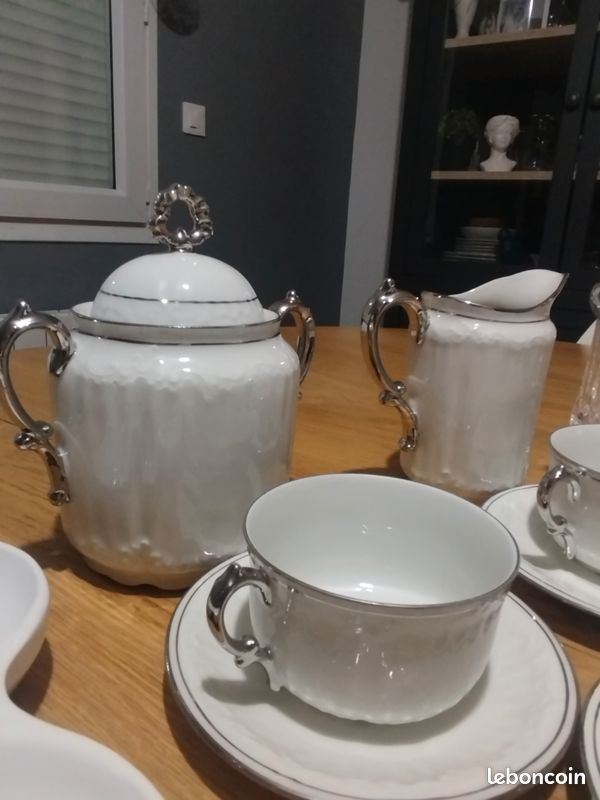 Service à café / thé en porcelaine (image 2)