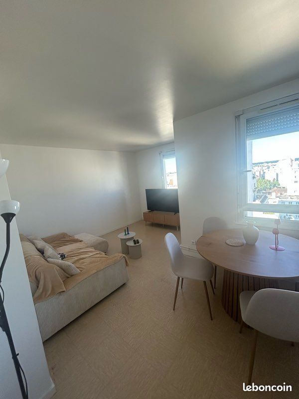 Appartement 2 pièces 47 m² · à Paris · 47 m² · 1 200 €