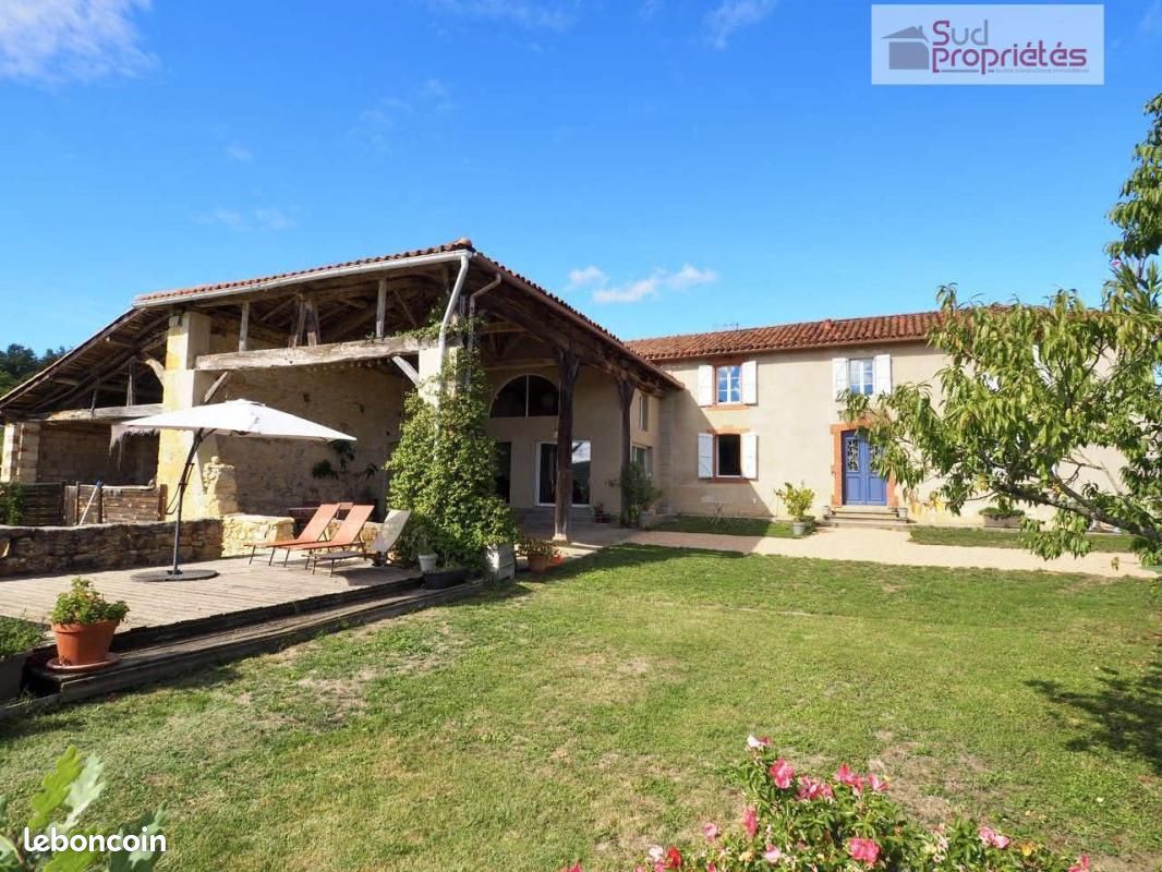 Maison 8 pièces 283 m² · à Saint-Gaudens · 283 m² · 359 000 €