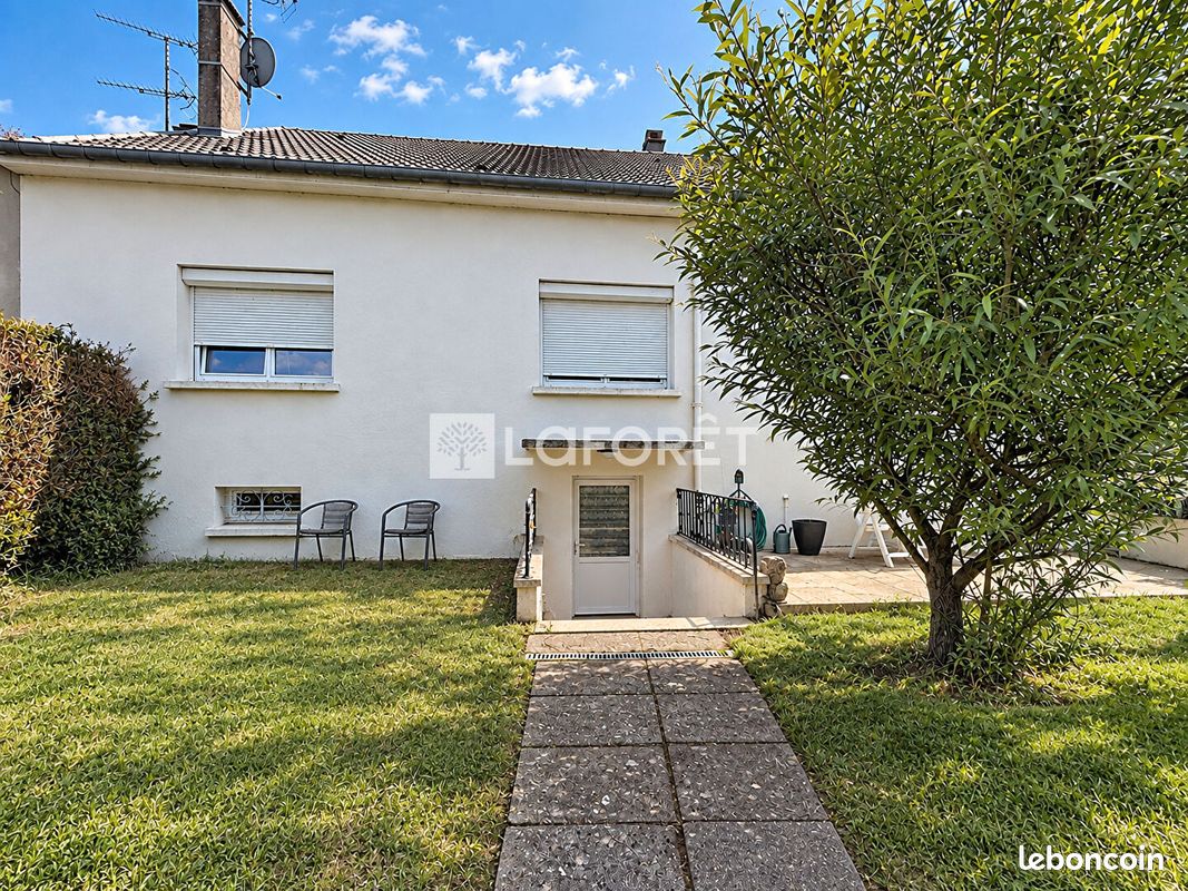 Maison 5 pièces 146 m² · à Grand · 146 m² · 88 500 €