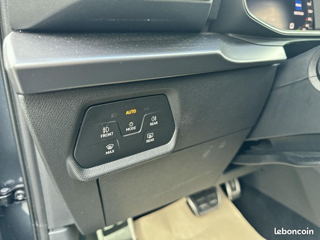 CUPRA Leon 1.5 eTSI Hybrid 150 ch DSG7 V (image 13)