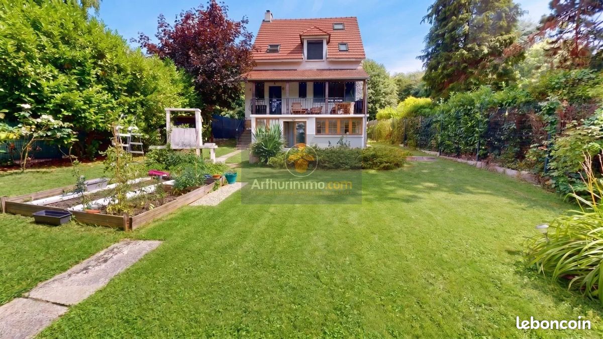 Maison 8 pièces 168 m² · à Marly-le-Roi · 168 m² · 895 000 €