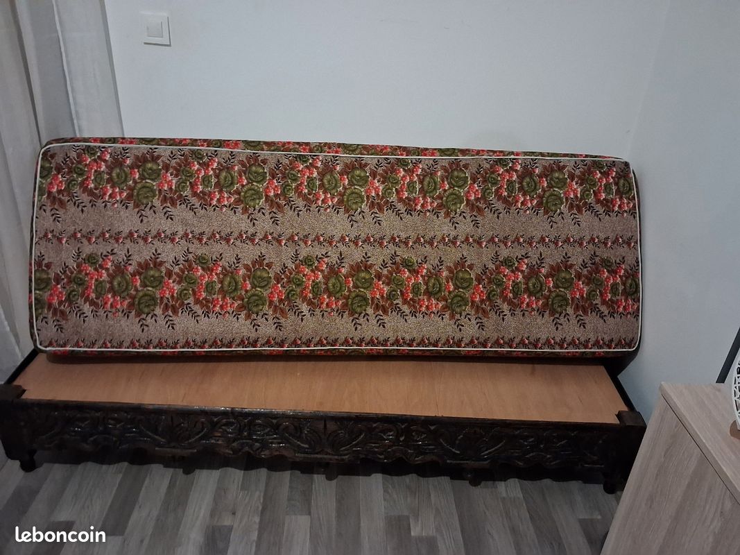 Vente de un salon marocain avec 2 banquettes (image 2)