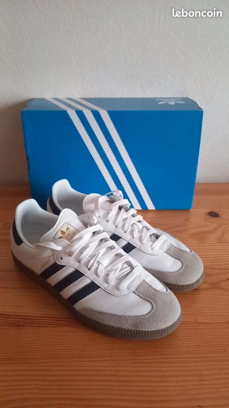 adidas gazelle silver green womens  Adidas Samba OG Sporty & Rich Blue Grey (IE6975)