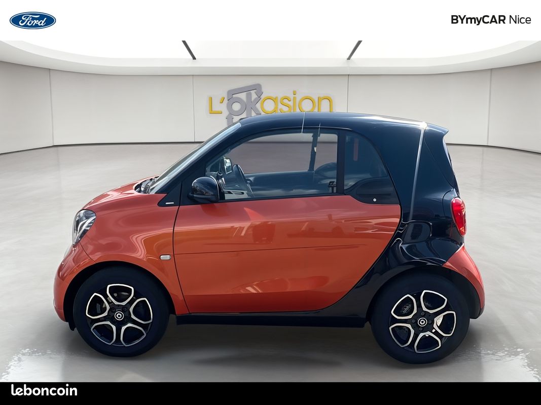 SMART Fortwo Coupé 1.0 71 ch S&S BA6 Passion (image 2)