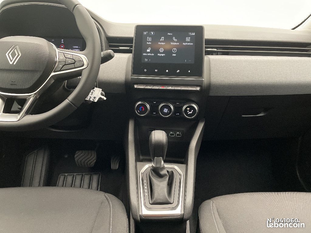 Renault Clio V E-Tech full hybrid 145 ch GSR2 Evolution (image 13)