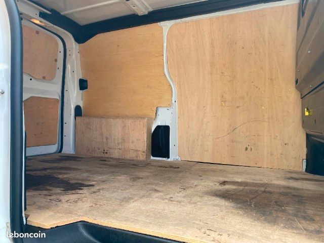 Peugeot Expert STD 2.0 BLUEHDI 145CH BVM6 PREMIUM (image 7)