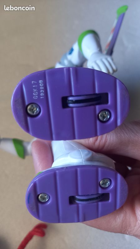 Figurines Toy Story 4: Woody sonore, Buzz l'Éclair sonore et Fourchette (image 9)