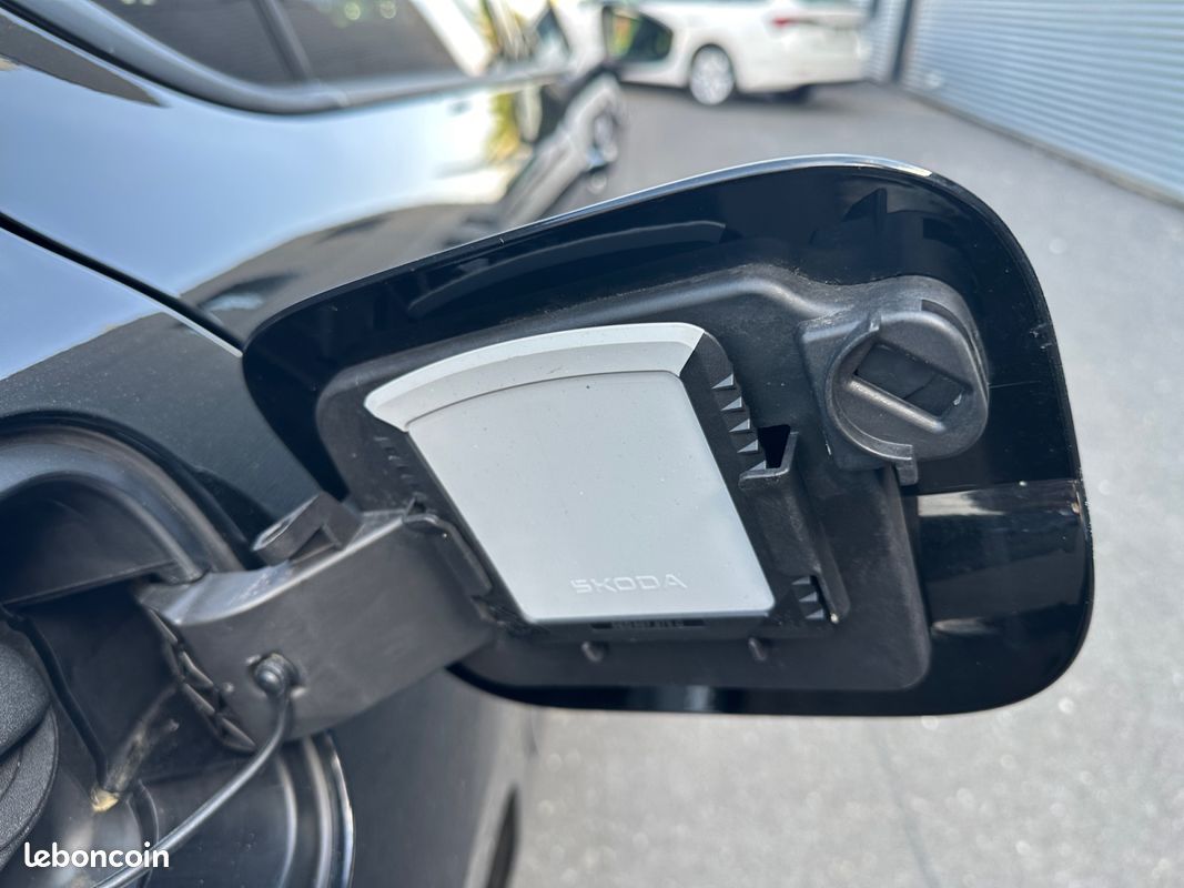 SKODA Superb Berline 1.5 TSI mHEV 150 ch ACT DSG7 Selection (image 19)
