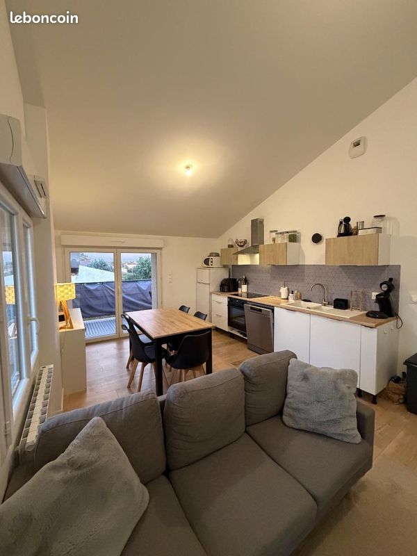 Appartement 3 pièces 61 m² · à Corbas · 61 m² · 845 €/mois