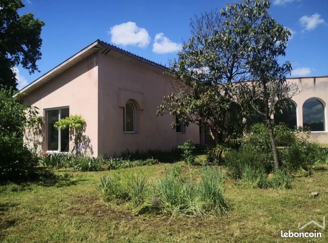 Maison 7 pièces 440 m² · à Villenave-d'Ornon · 440 m² · 675 000 €