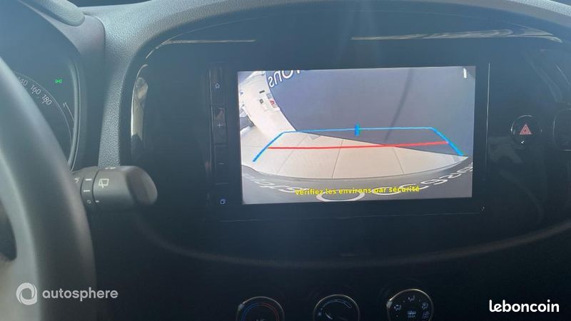 Toyota Aygo X 1.0 VVT-i 72ch Design MY24 (image 28)