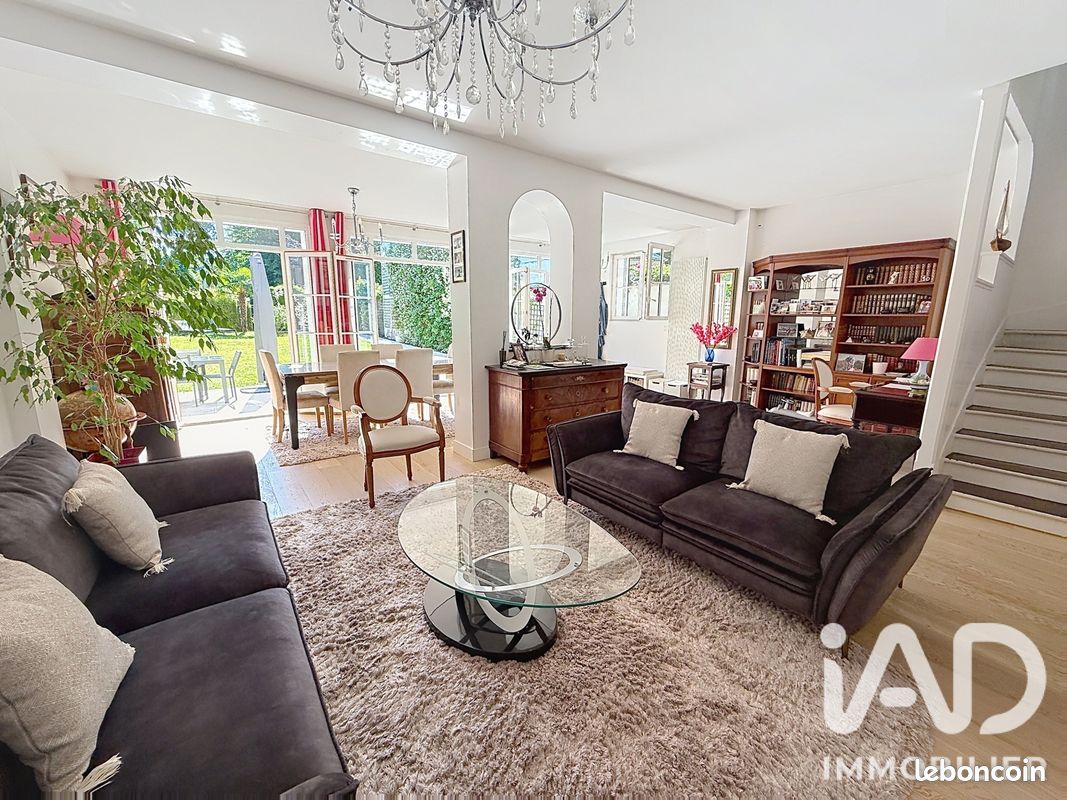 Maison 7 pièces 193 m² · à Vaucresson · 193 m² · 1 295 000 €