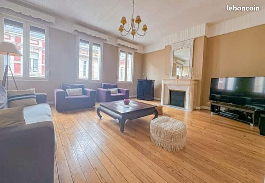 Maison 7 pièces 165 m² · à Saint-Quentin · 165 m² · 185 000 €