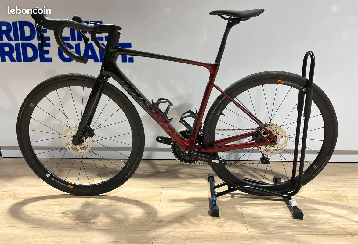 Defy Advanced VÃ©vélo Route Ã©électrique Giant 2021 Giant Defy