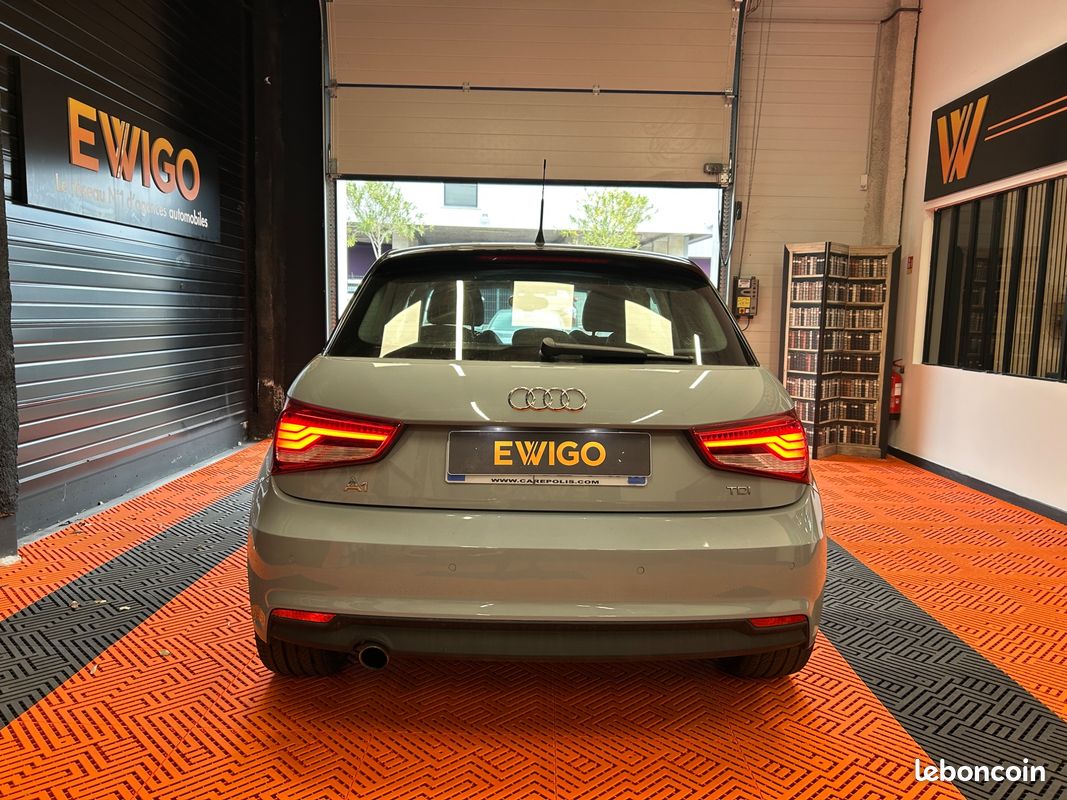Audi a1 sportback 1.6 tdi 115 business line s-tronic bva (image 4)