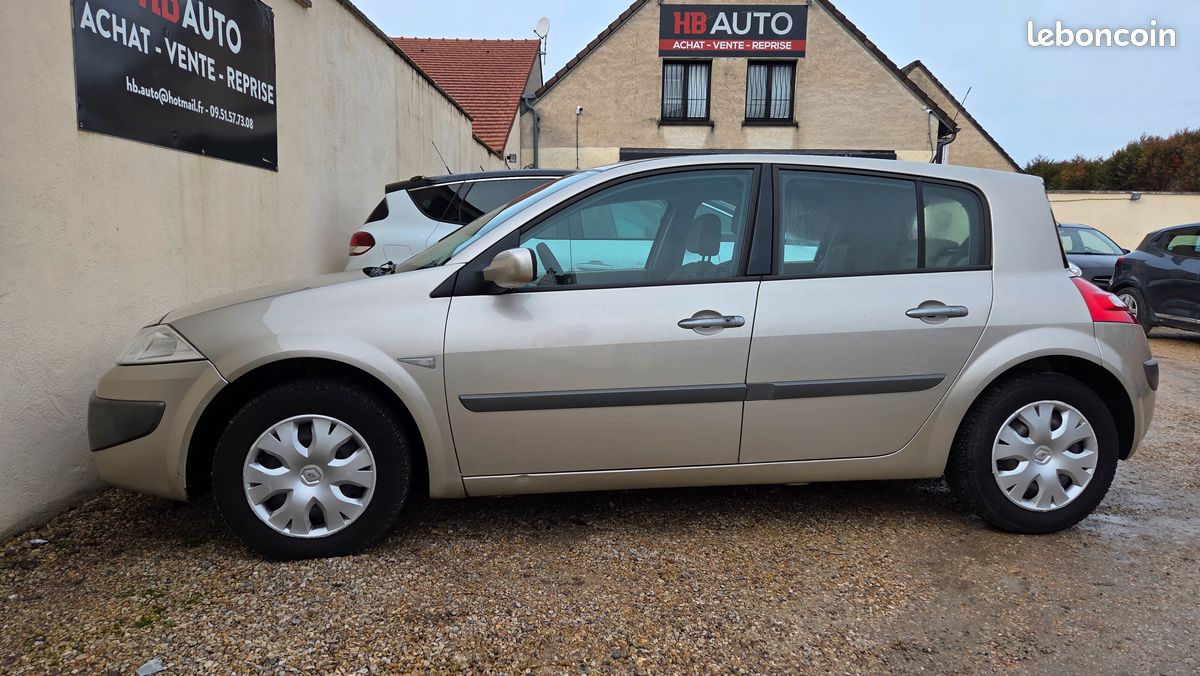 Renault megane ii (2) 1.5 dci 105 authentique 5p (image 1)