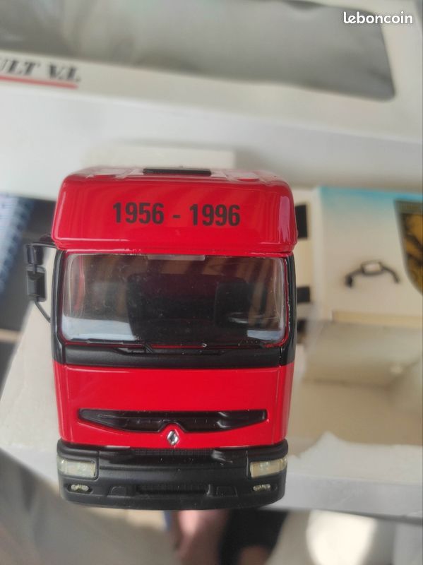 Eligor AS470 1/43 - Semi-remorque Renault 24 Heures Camions Le Mans 1996