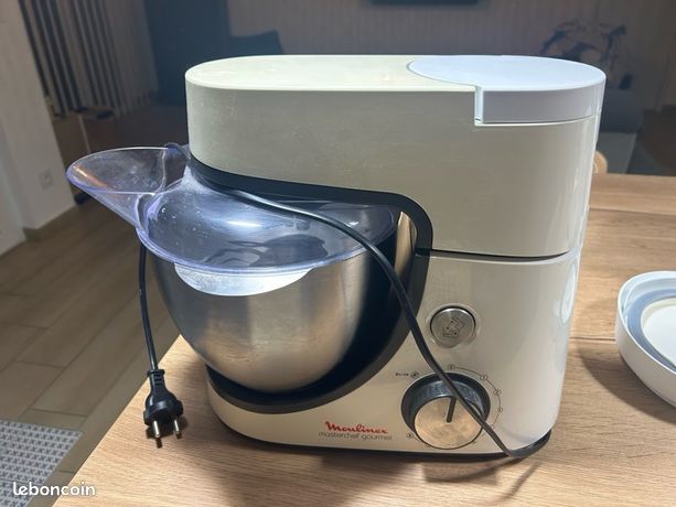 Test Masterchef Gourmet : le robot pâtissier moulinex QA510110 en action