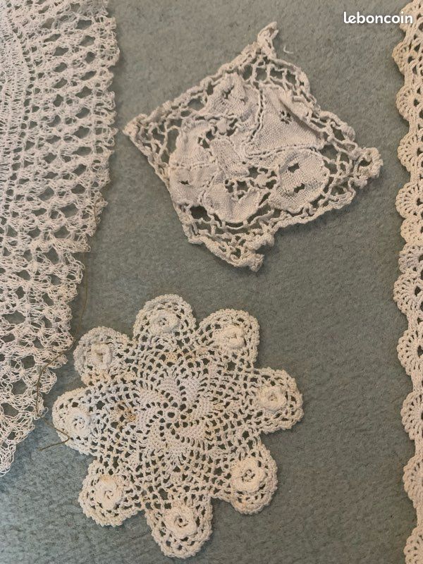 Lot de napperons anciens en dentelle (7) (image 8)
